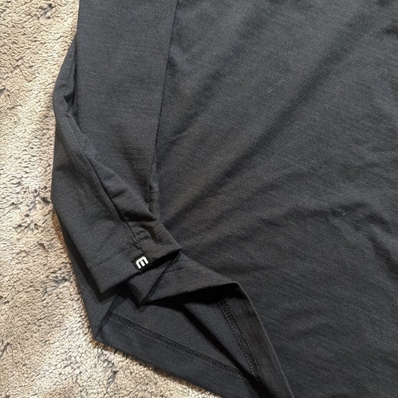 Travis Mathew Men's M Black Infy Roofing 1/4 Zip Pullover NWT Golf Casual - Picture 5 of 6